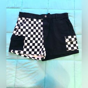Hot Topic Black/White Checkerboard Shorts. XL.